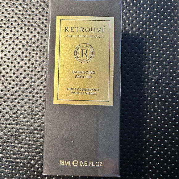 Retrouvé Skincare BALANCING FACE OIL 15ML NEW UNUSED BOXED - Picture 3 of 6